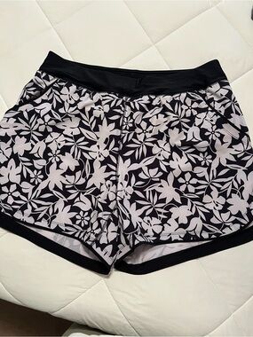 Black & White Floral Women’s Swim Shorts